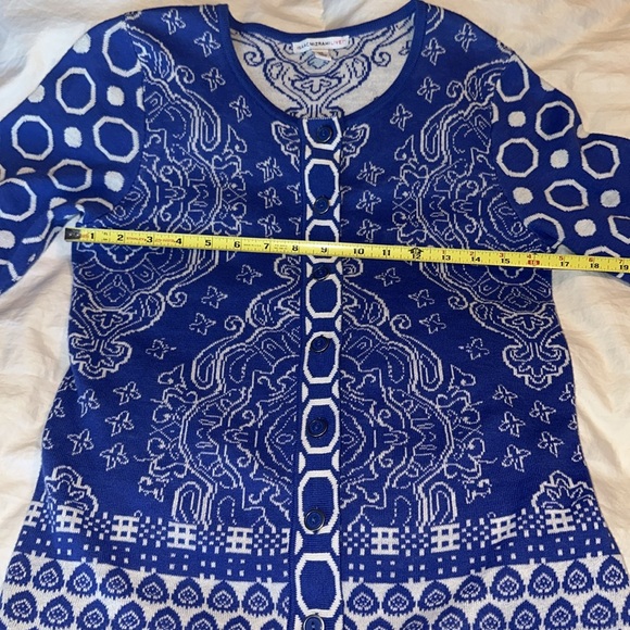 ISAAC MIZRAHI LIVE Button down Long sleeves Cardigan Size XS💙 EUC - Picture 6 of 13